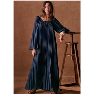 Sézane Julietta Pleated Maxi Dress